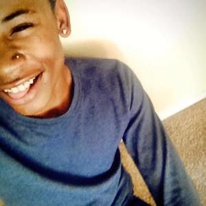 Meet your Posher, Malik